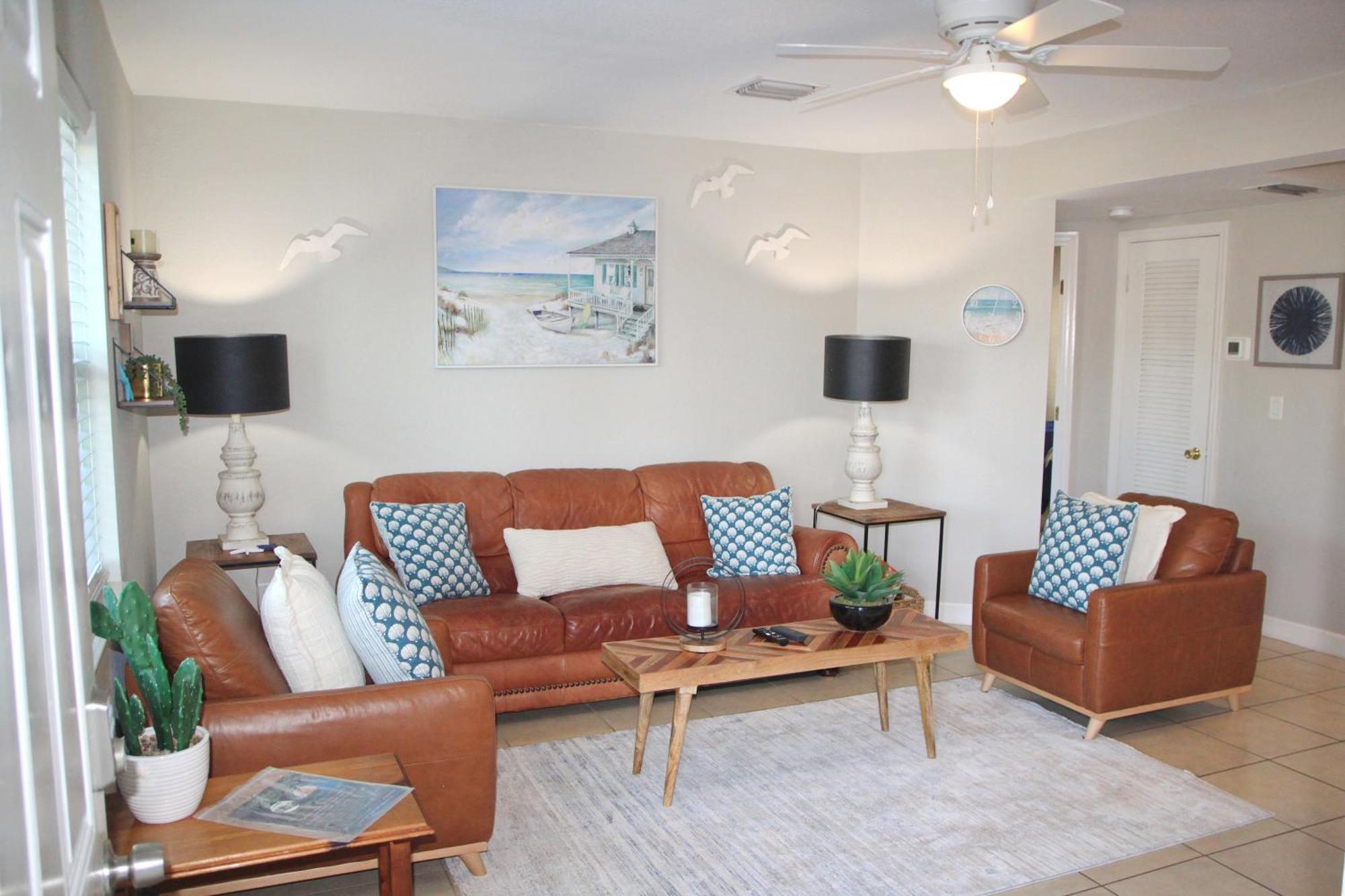 Naples Park Oasis - Cozy Two Bedroom Apartment Exterior photo